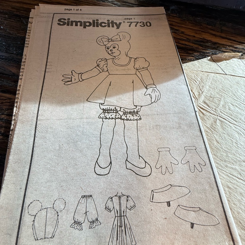 Simplicity 7730 Disney Minnie Mouse Halloween Costume Child Or Adult Vintage - Picture 9 of 10